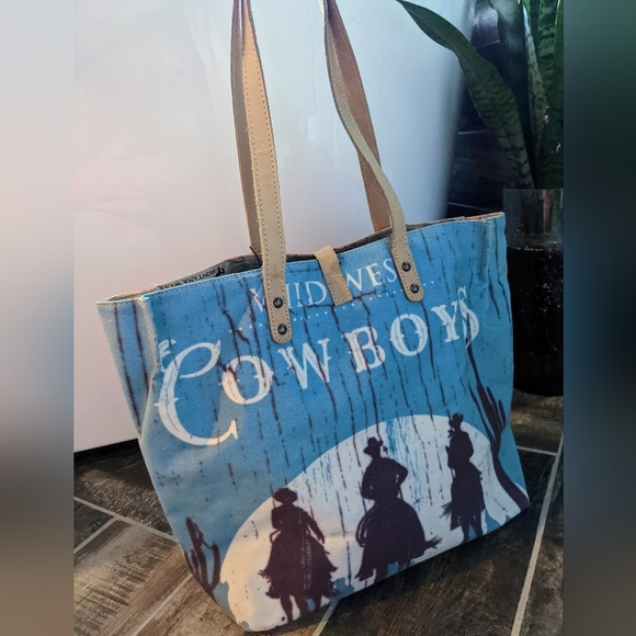 NWT Montana West Bag - Picture 1 of 5